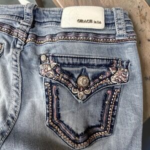 Grace in LA Women's Sz 26 Bootcut Jeans Blue Faded Denim Embroidered Embellished